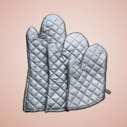 Middle High Heat-resisting Silvery Oven Glove