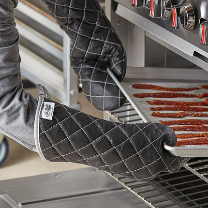 Oil-Resistant Flame Retardant Oven Mitt